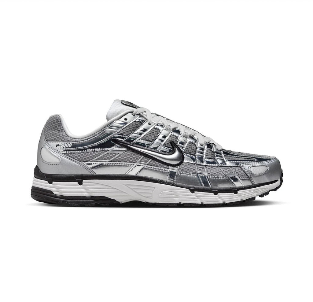 NIKE P6000