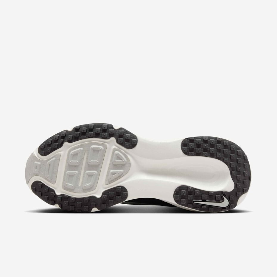 Nike Vomero 18