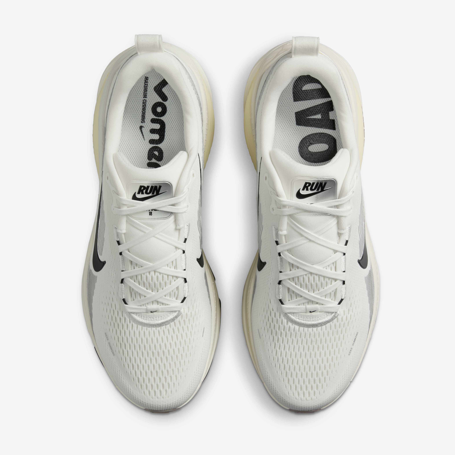 Nike Vomero 18