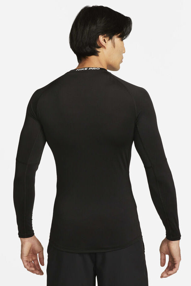 NIKE compression shirt “long sleeve”